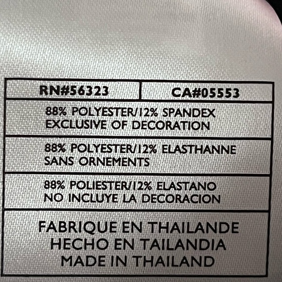 Nike Be Strong Fit Dry Regular Fit Flared Leg Mid Rise Black Leggings - Picture 10 of 11